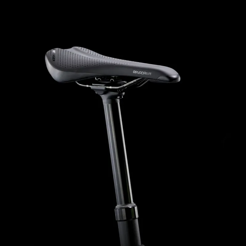 Trek Slash 9.8 XT Gen 6 Full Suspension Mountain Bike 2024 in Argent Drizzle-9